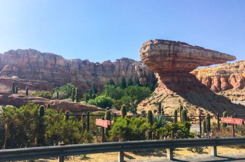 Radiator Springs Racer da área da Cars Land no Disney Califórnia
