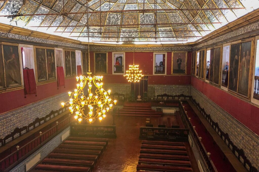 Sala dos Grandes Atos na Universidade de Coimbra