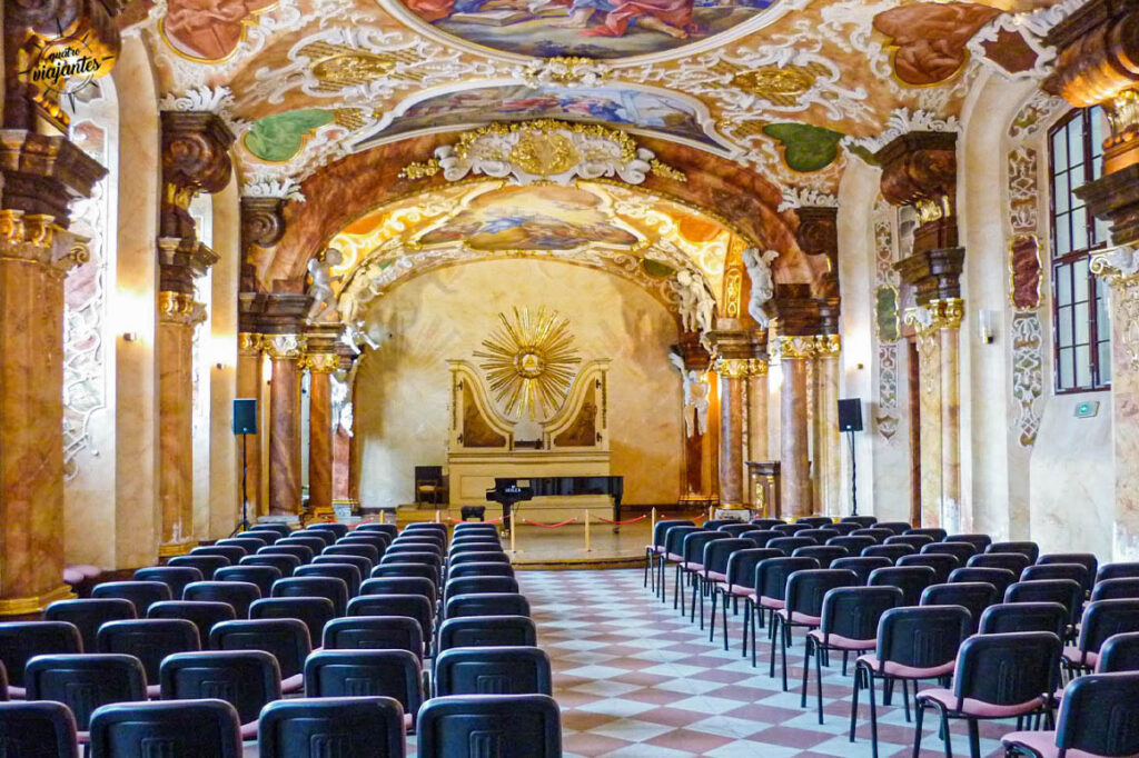sala universidade wroclaw