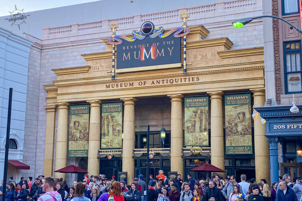 Revenge of the Mummy Universal Orlando - Montanha-russa múmia. Um dos top 5 do Universal Studios Florida
