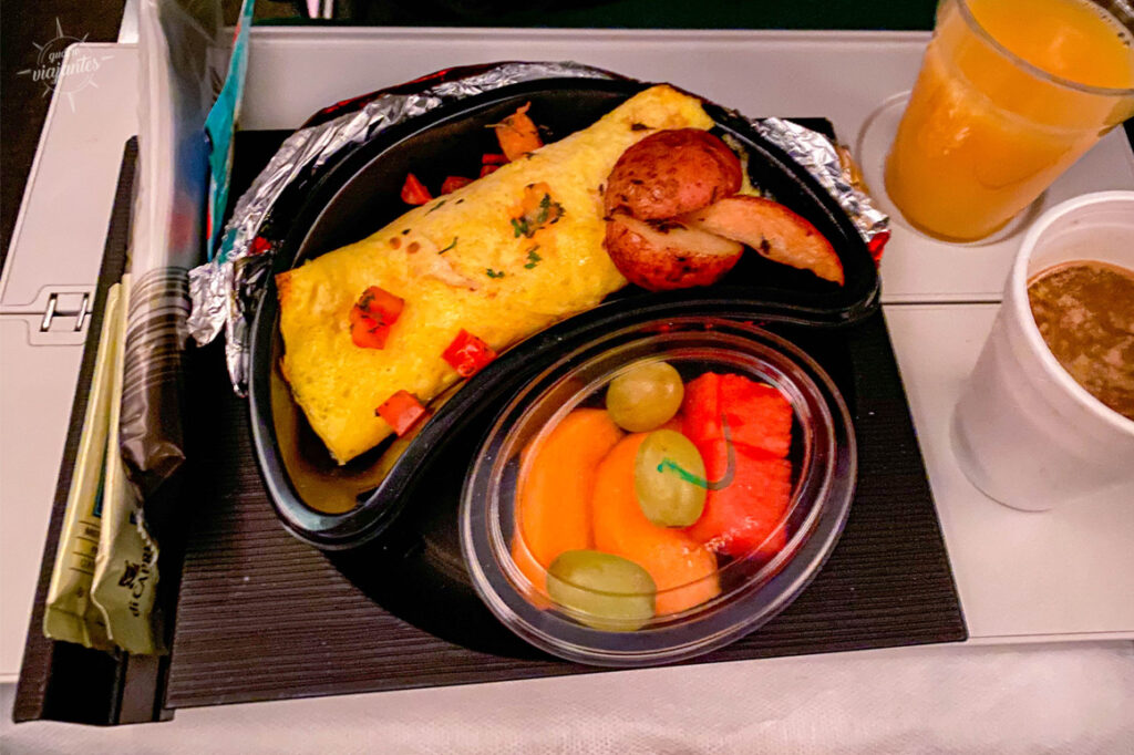 Café da manhã econômica Latam