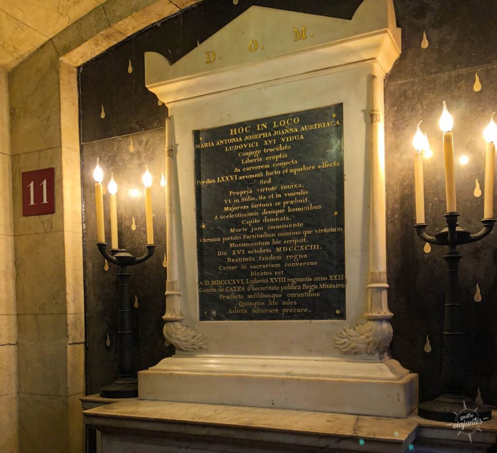 Capela Expiatória na Conciergerie Paris