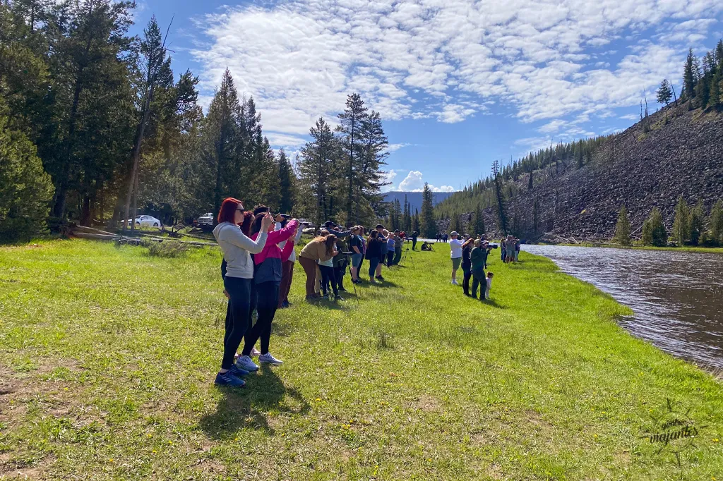 margem do rio em Yellowstone