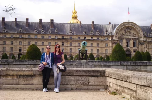 Palácio dos Inválidos e a Tumba de Napoleão em Paris 4